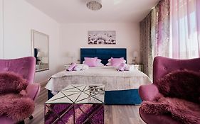 Deluxe apartment Emili